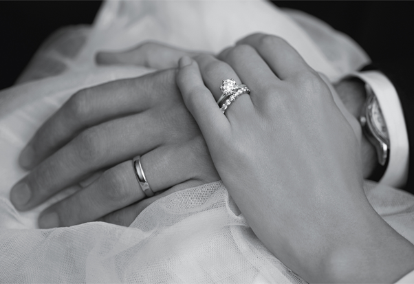 Designing your dream ring: tips for building your engagement ring
