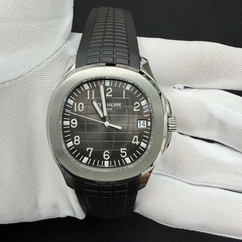 PATEK PHILIPPE AQUANAUT 5167/1A