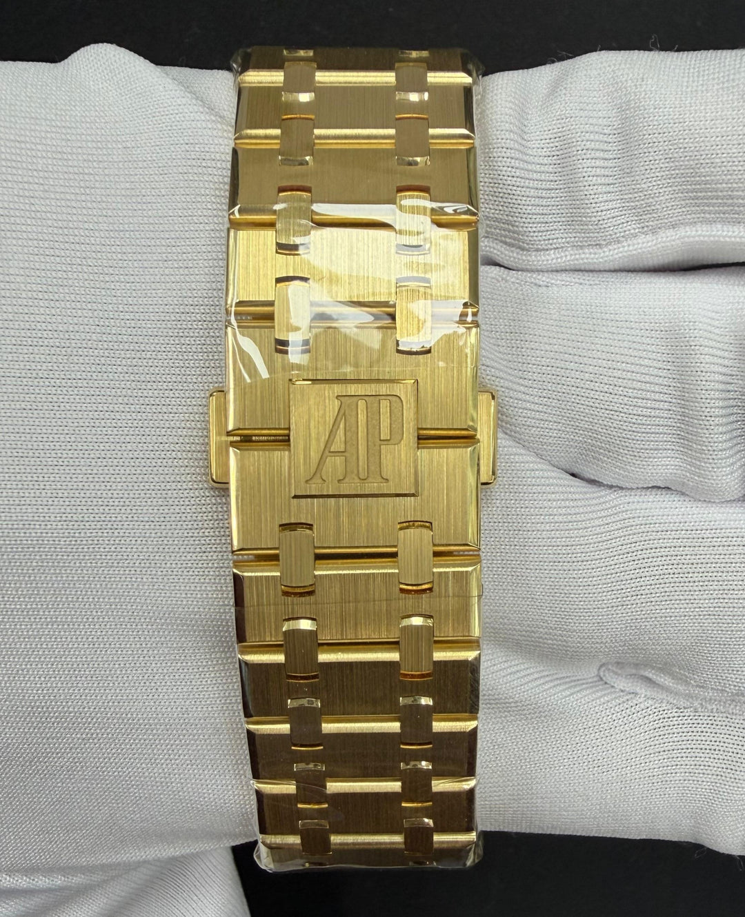 AUDEMARS PIGUET ROYAL OAK SELFWINDING 26240BA.OO.1320BA.02