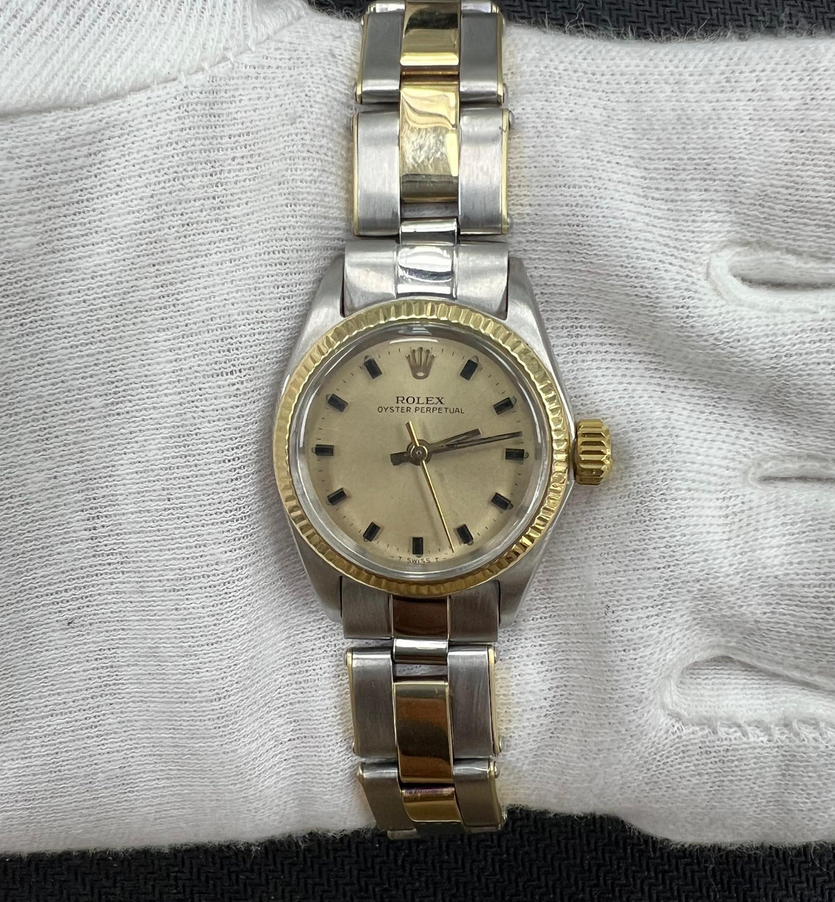 Rolex oyster perpetual 76193