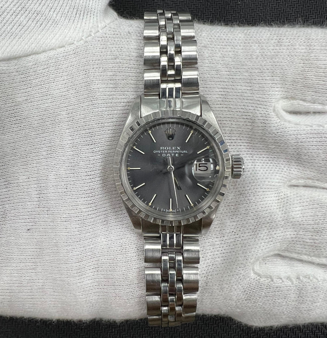 ROLEX OYSTER PERPETUAL DATE 69240