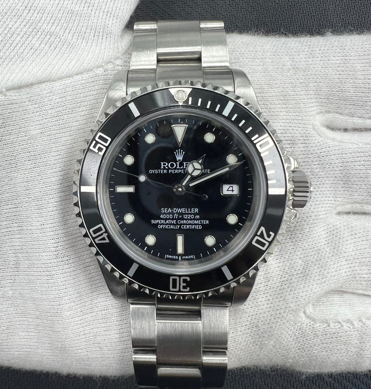 Rolex sea dweller 16600