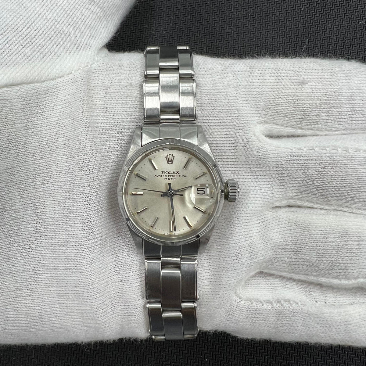 Rolex oyster perpetual date 6519