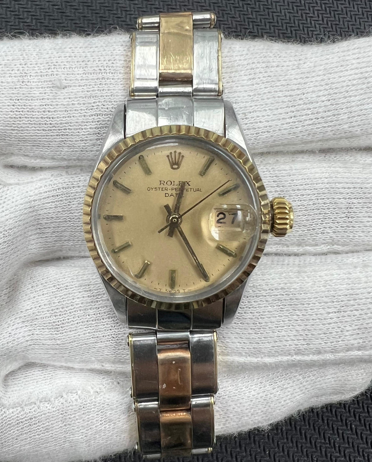 Rolex oyster perpetual date 6517