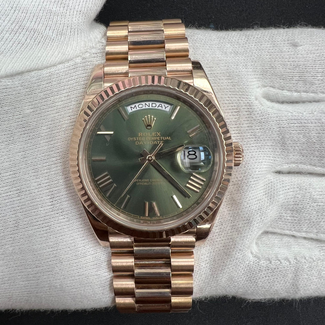 ROLEX DAY-DATE 228235