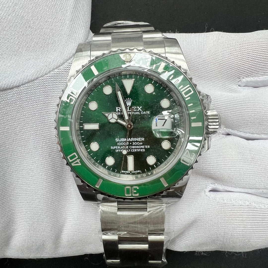ROLEX SUBMARINER DATE 116610LV