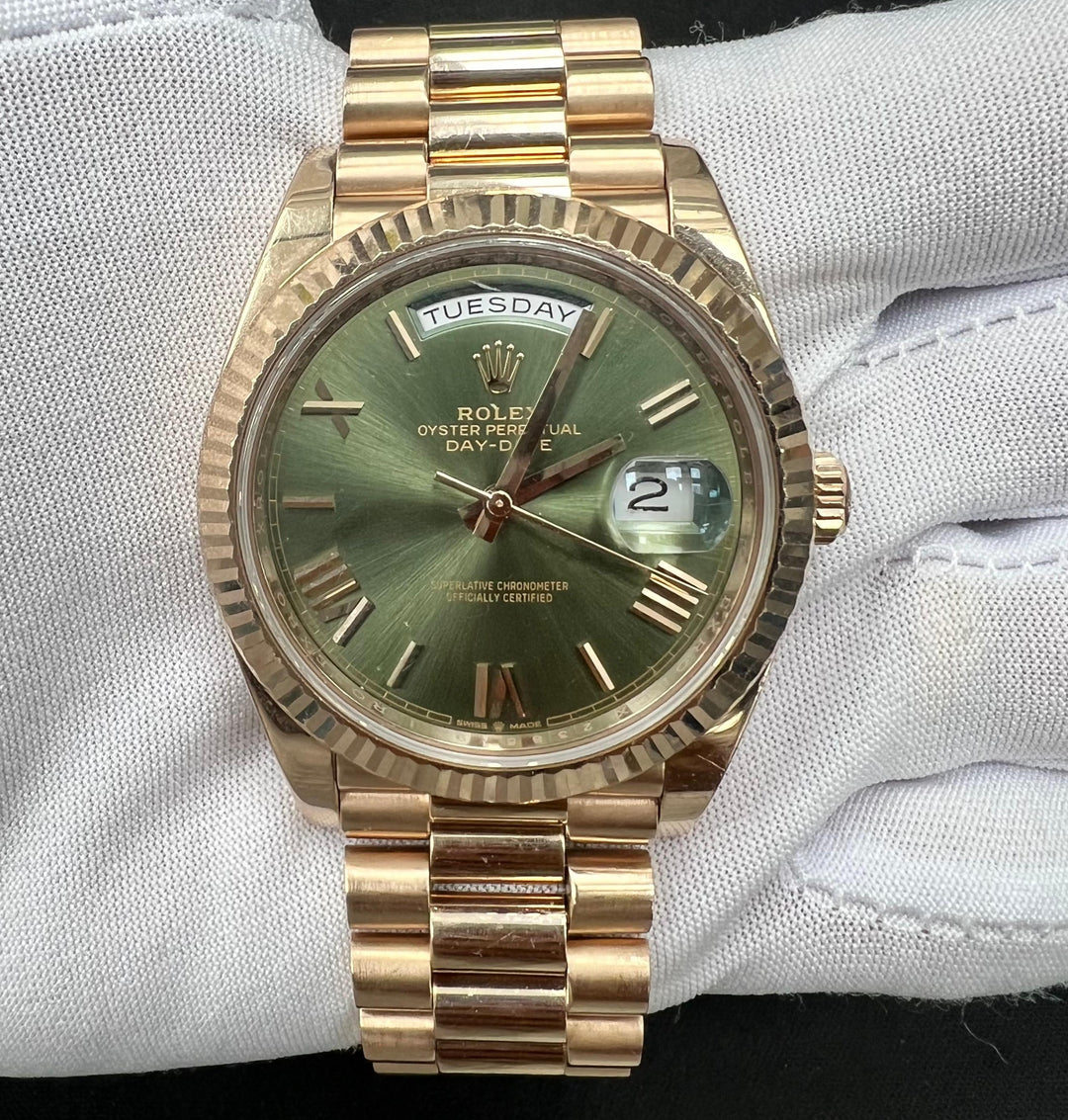 ROLEX DAY-DATE 228235