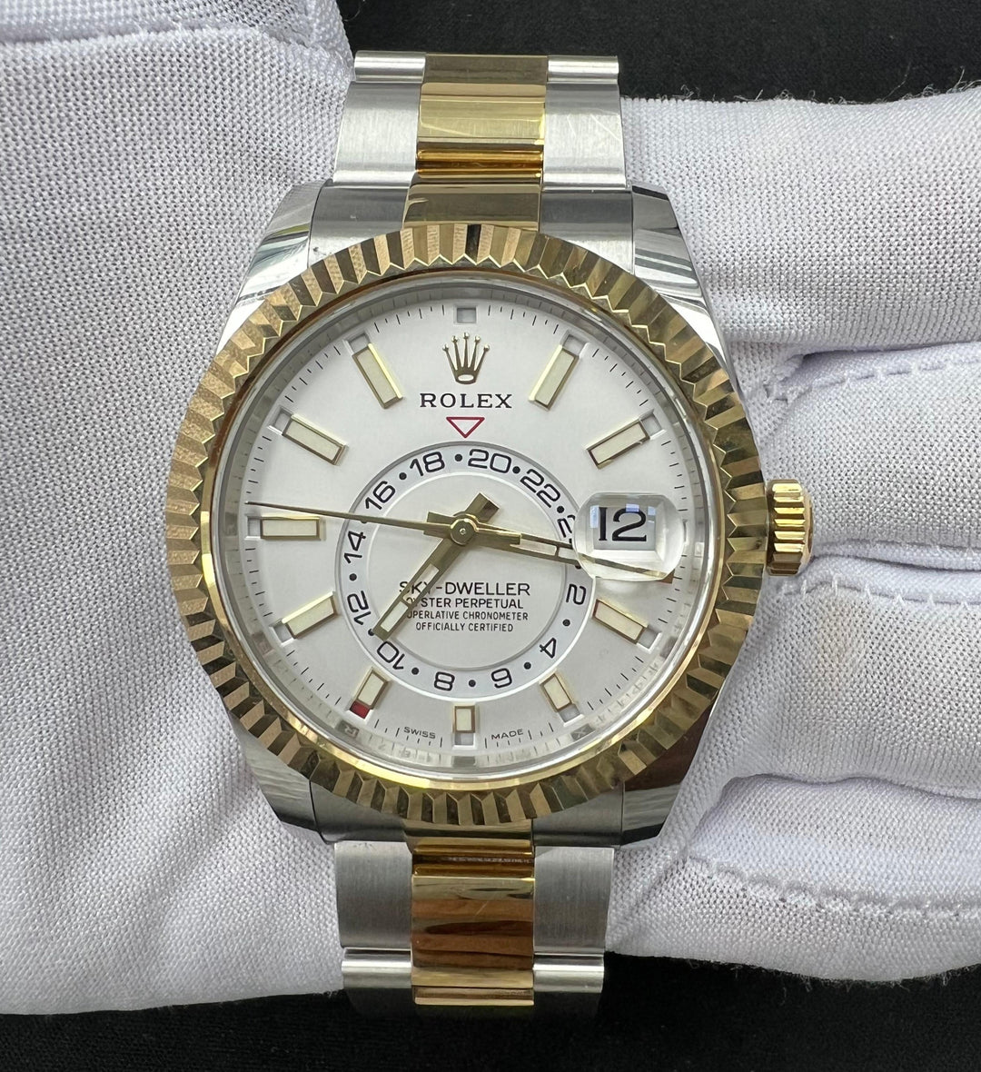 ROLEX SKY DWELLER 326933