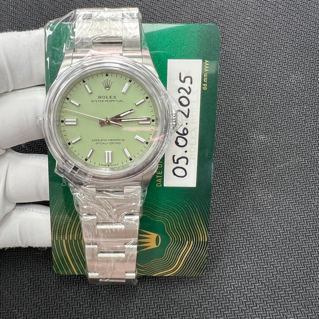 ROLEX OYSTER PERPETUAL 126000