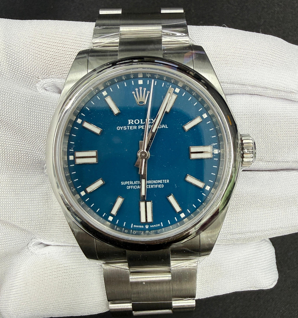 Rolex oyster perpetual 134300
